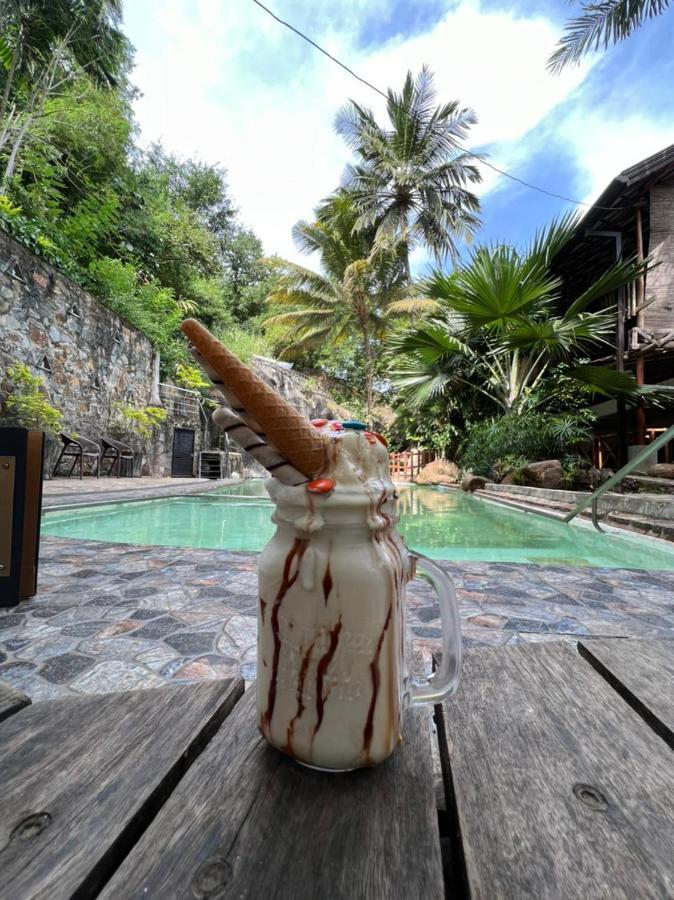 UDF Nature villa Kandy Eksteriør billede